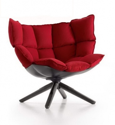 Кресло Husk черное с красной подушкой фото в интернет-магазине Fabiero